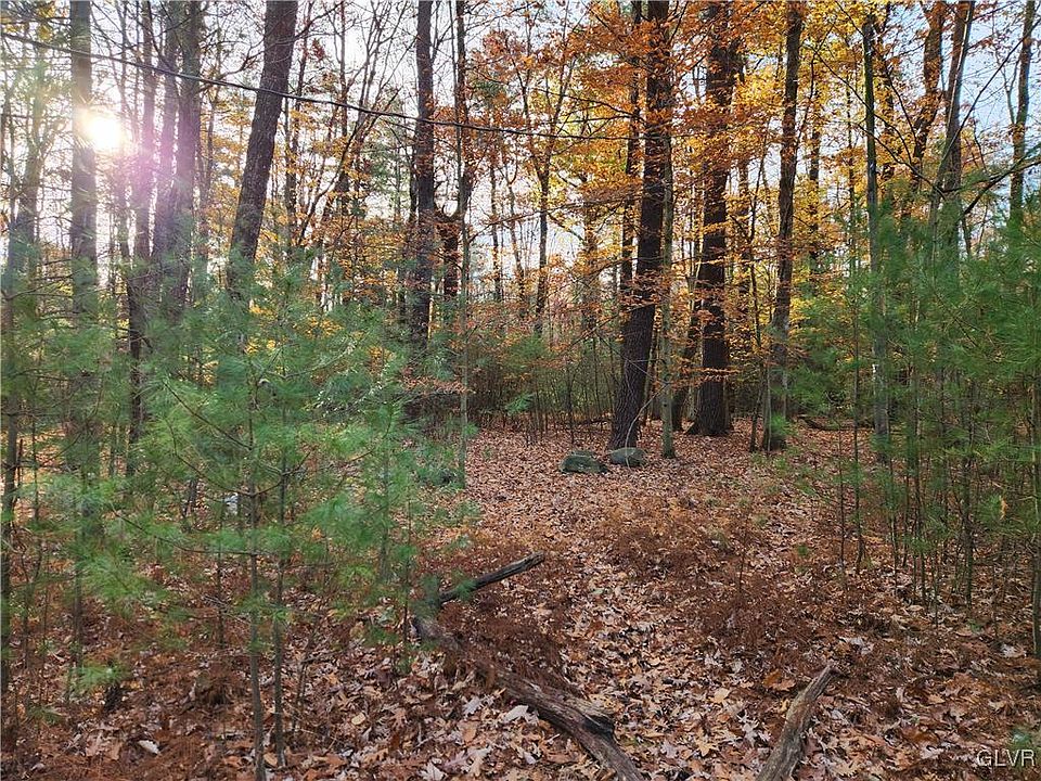 1st image of Glen Ln