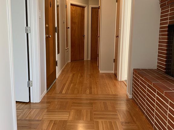 5th image of 2596 24th Ave