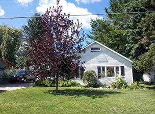 1200 Willis Ave, Petoskey, MI 49770