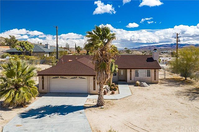 6463 Murrieta Ave Yucca Valley Ca 92284 Zillow