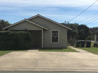 1323 Franklin Dr, San Marcos, TX 78666