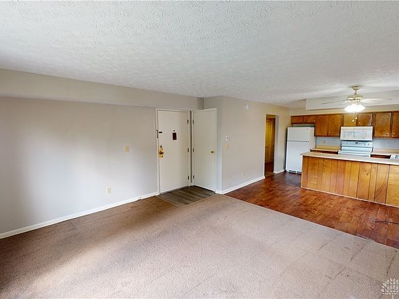 2nd image of 1207 W Fairview Ave