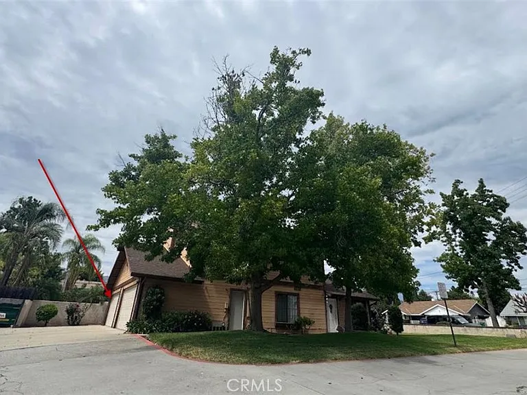 337 S San Dimas Canyon Rd — Photo 3