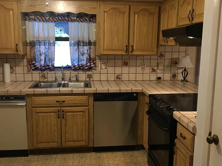 1856 Guatemala Blvd — Photo 2
