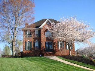 150 Suntree Dr, Advance, NC 27006