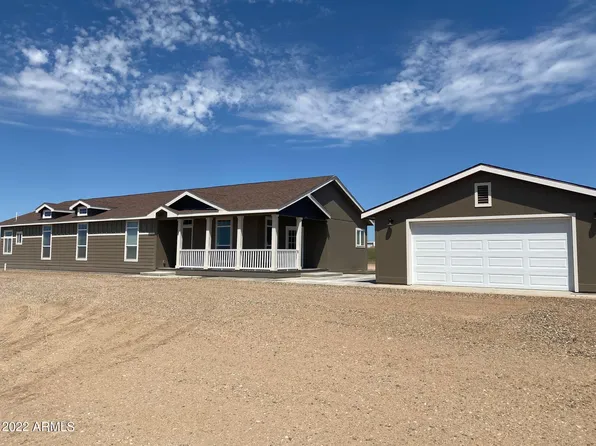 2880 W Pilots Rest Airstrip --, Paulden, AZ 86334