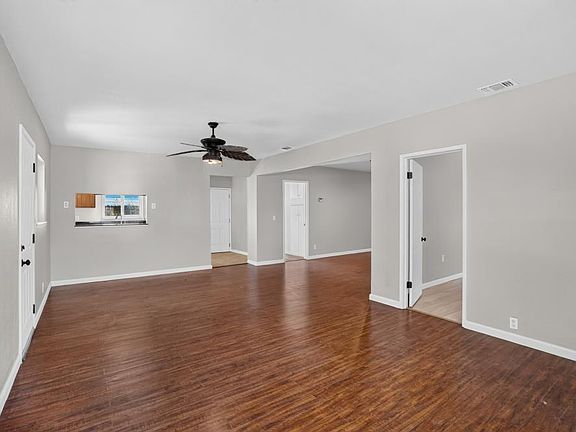 5th image of 9436 Pershing Ave