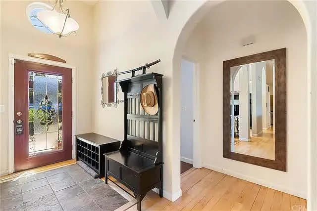 10692 Sunset Ridge Dr — Photo 4