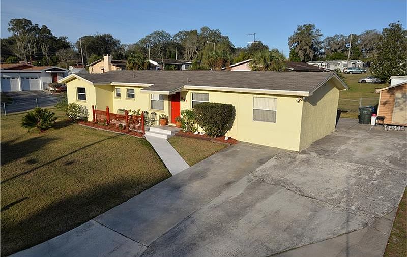 1st image of 848 Candyce Ave