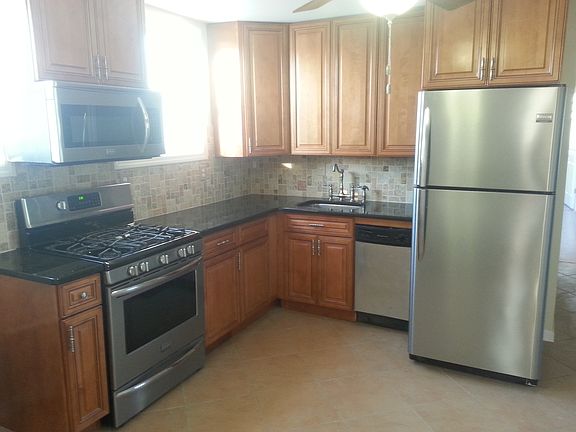 Floor 2 Kitchen_a