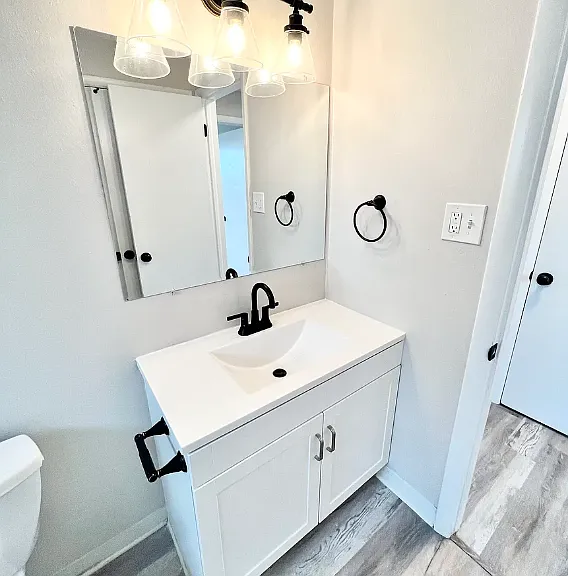 Oak North Apartments — Photo 30