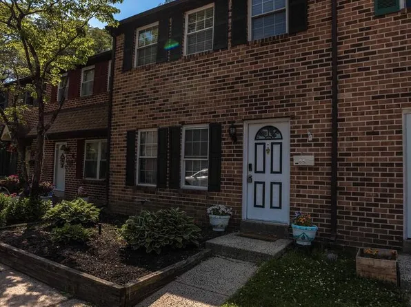 65 Constitution Ave, Doylestown, PA 18901