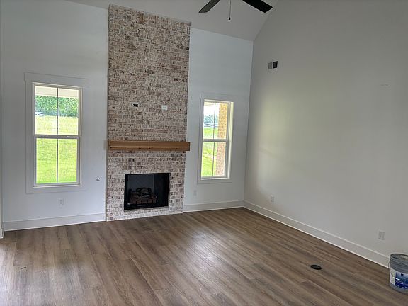 4th image of 2502 Beauvoir Dr