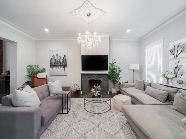 380 Princeton Avenue image 9 of 28