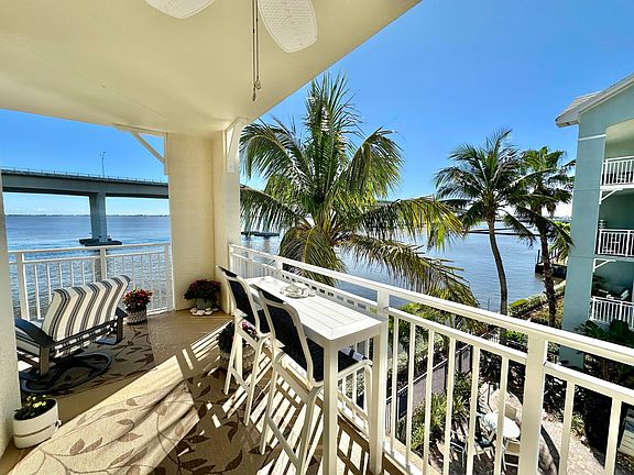 2nd image of 275 NW Flagler Avenue #304