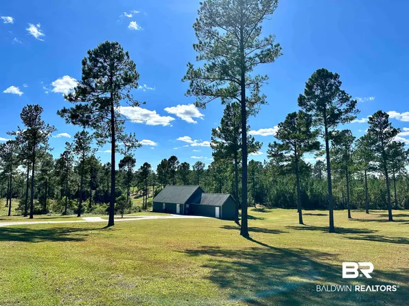 974 Snider Rd, Brewton, AL 36426