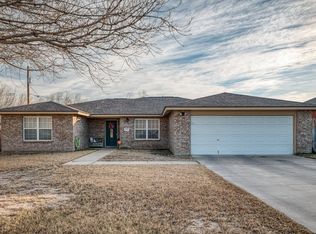 129 Encino Dr, Del Rio, TX 78840