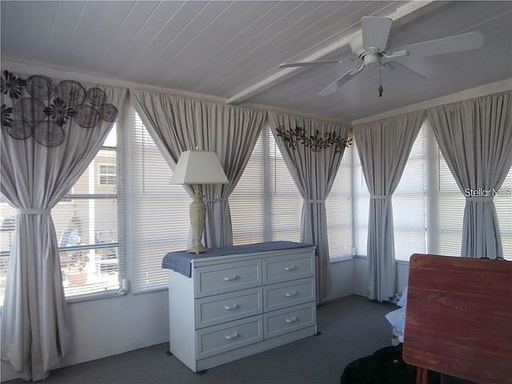 4th image of 3204 Channing Dr