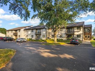 2223 Veterans Rd UNIT 19, Morton, IL 61550