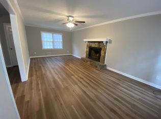 563 Learning Ct, Lawrenceville, GA