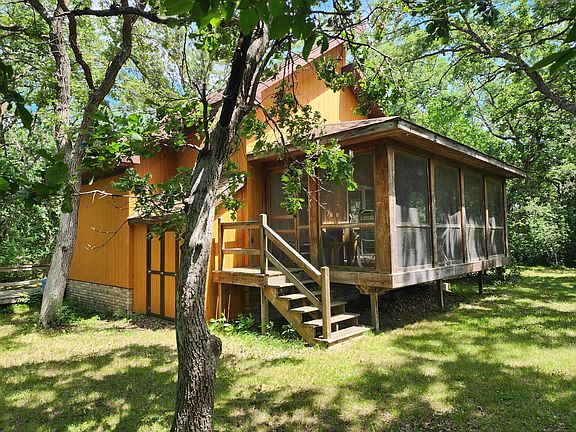 2nd image of 32636 Birchwood Shore Dr