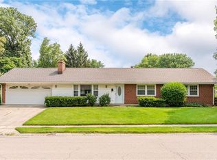 260 Zimmer Dr, Fairborn, OH 45324
