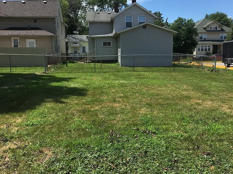 1511 Ripley St — Photo 17