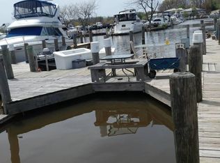 40 N Bailey Ave #7, South Haven, MI 49090