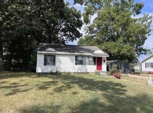 1231 Hugh Ave, Tahlequah, OK 74464