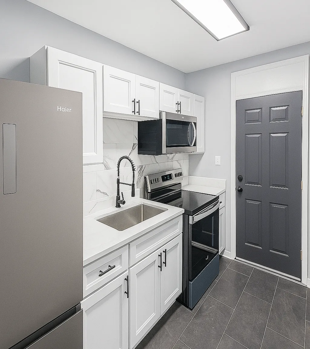 2 bed, 900 sqft, $1,325 — Photo 2