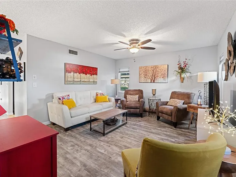 300 S Florida Ave #600F — Photo 14