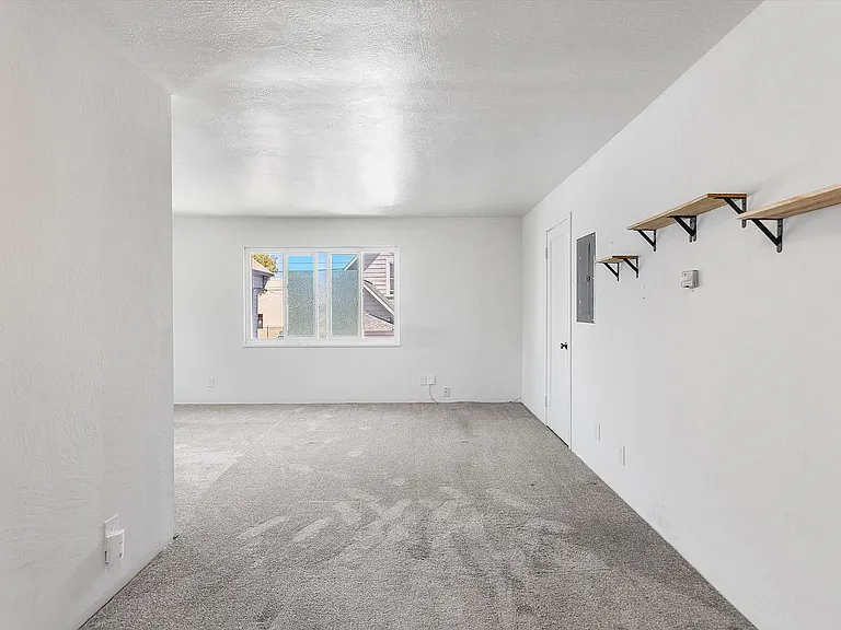 2238 Encinal Ave #C — Photo 3