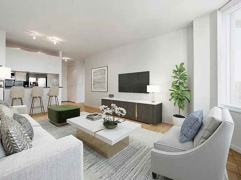 240 E 39th St #47K — Photo 1
