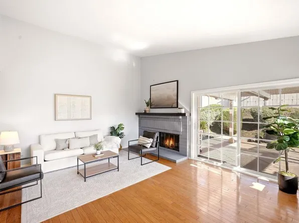 12513 Camberwell Ct, San Diego, CA 92128