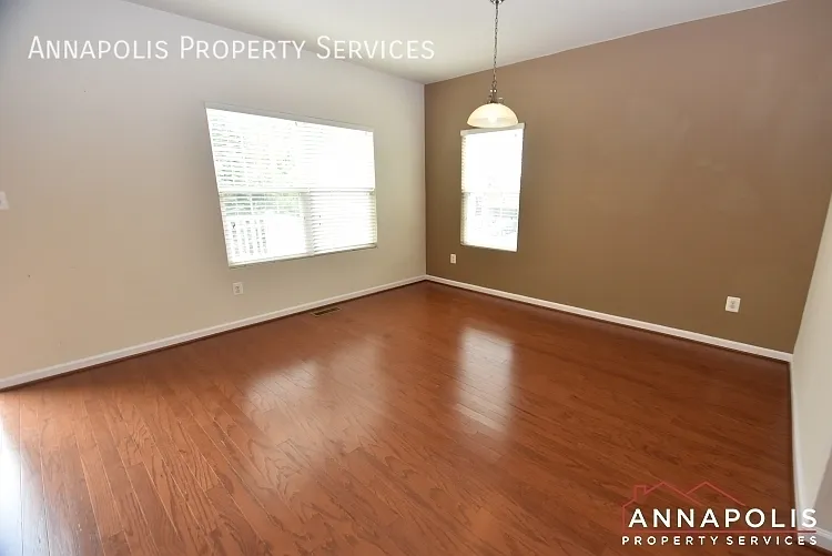 1013 Red Clover Rd — Photo 5