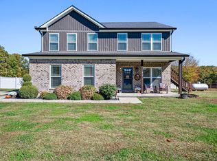 40 Ford Ln, Berea, KY 40403