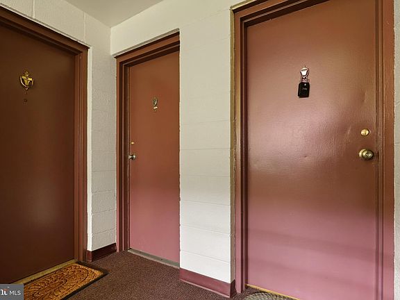 4th image of 7326 Lee Hwy Unit 203
