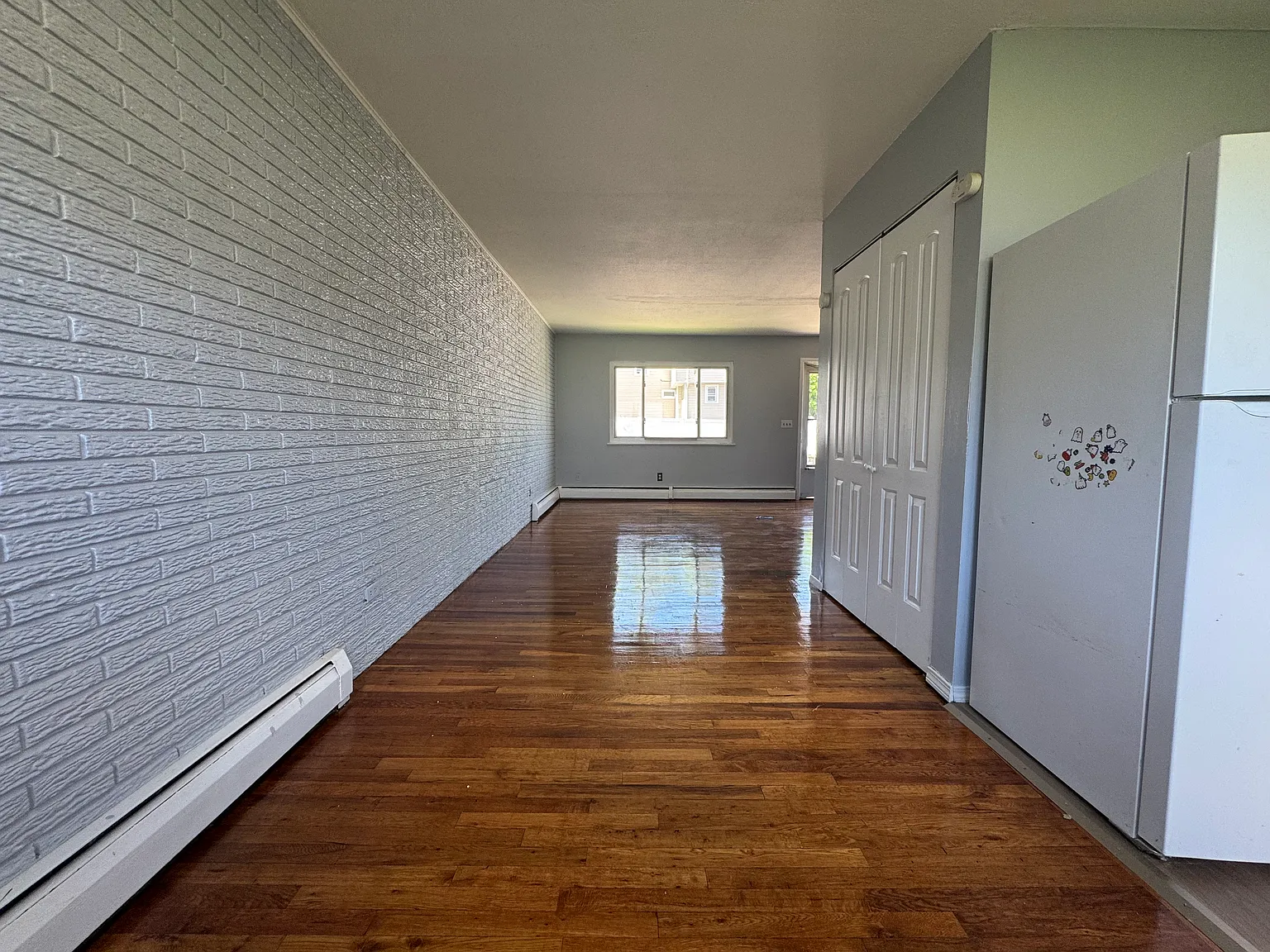 2 bed, 1.5 bath, 1100 sqft, $2,195 — Photo 2
