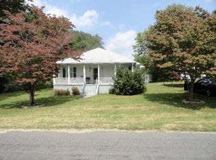 78 3rd St, Fieldale, VA 24089