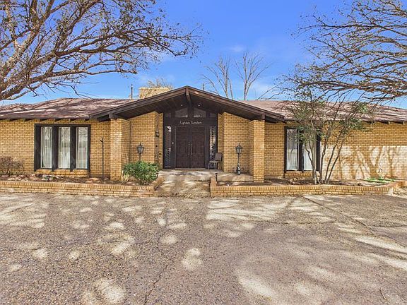 2nd image of 1819 W Jefferson St