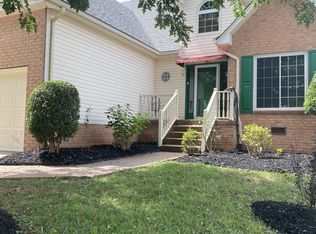 1200 Crestfield Dr, Nashville, TN 37211