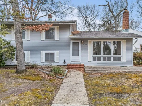 114 N Lakeshore Drive, Manahawkin, NJ 08050