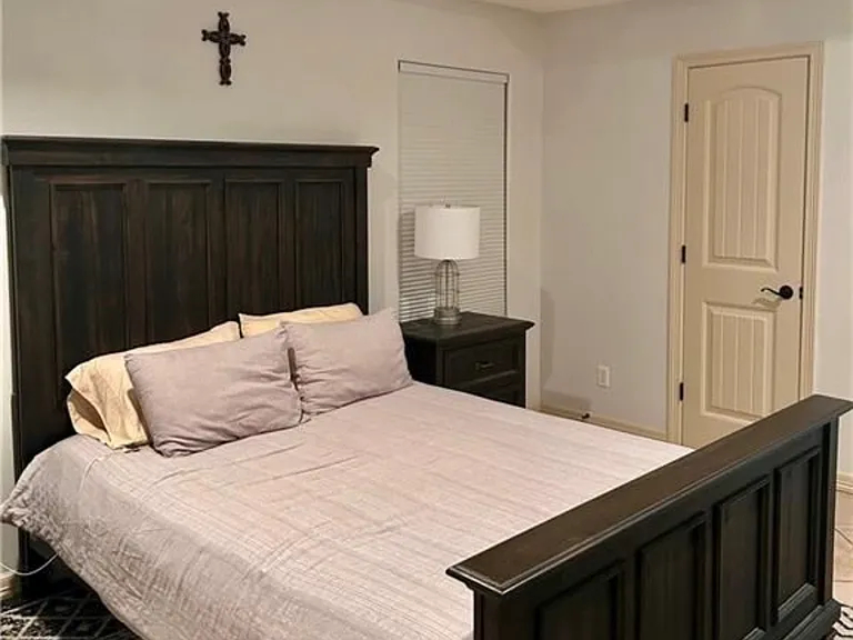 1405 Pheasant Dr — Photo 22