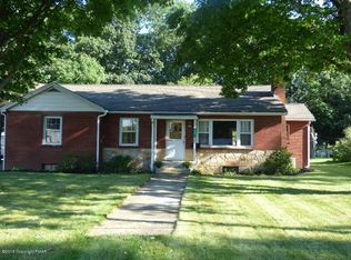 401 Shook Ave, Stroudsburg, PA