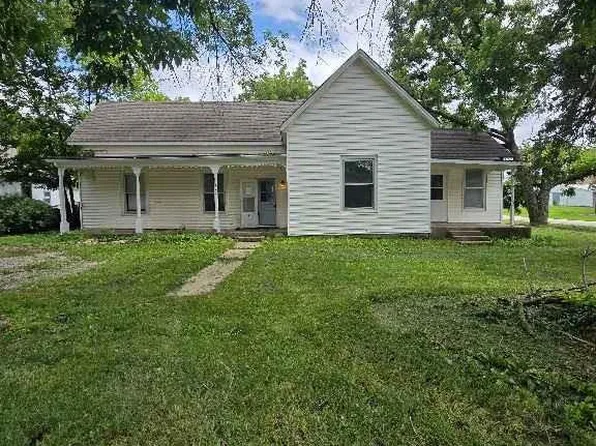 406 Main St, Garden City, MO 64747