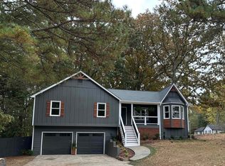 302 N Briar Rdg, Woodstock, GA 30189