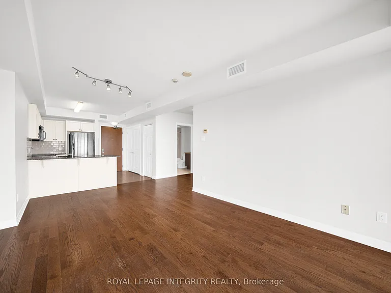 195 Besserer St #1504 — Photo 16