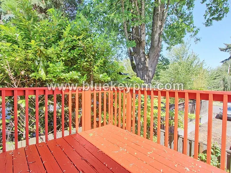 7865 SE Milwaukie Ave — Photo 7