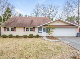 12 Brook Ln, Rye Brook, NY 10573