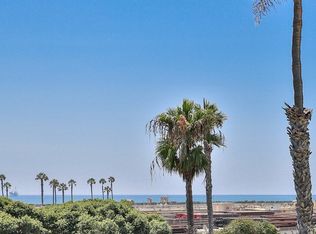 6186 Fernwood Dr, Huntington Beach, CA 92648